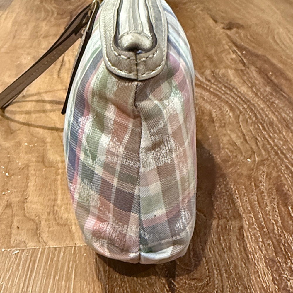 Coach Poppy Daisy Madras Tartan Pastel Plaid Wristlet (w/Strap & Hang Tag)(EUC) - Picture 5 of 12